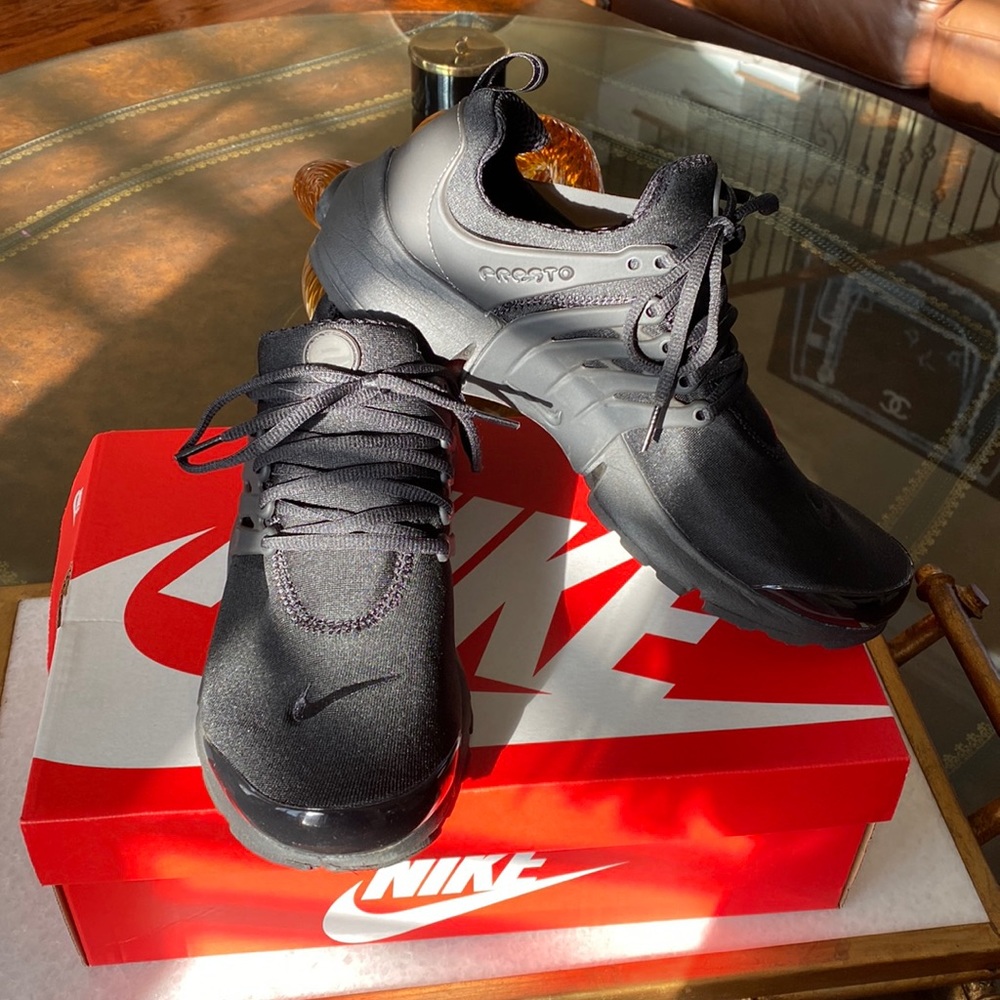 NIKE AIR PRESTO SZ 11 MEN